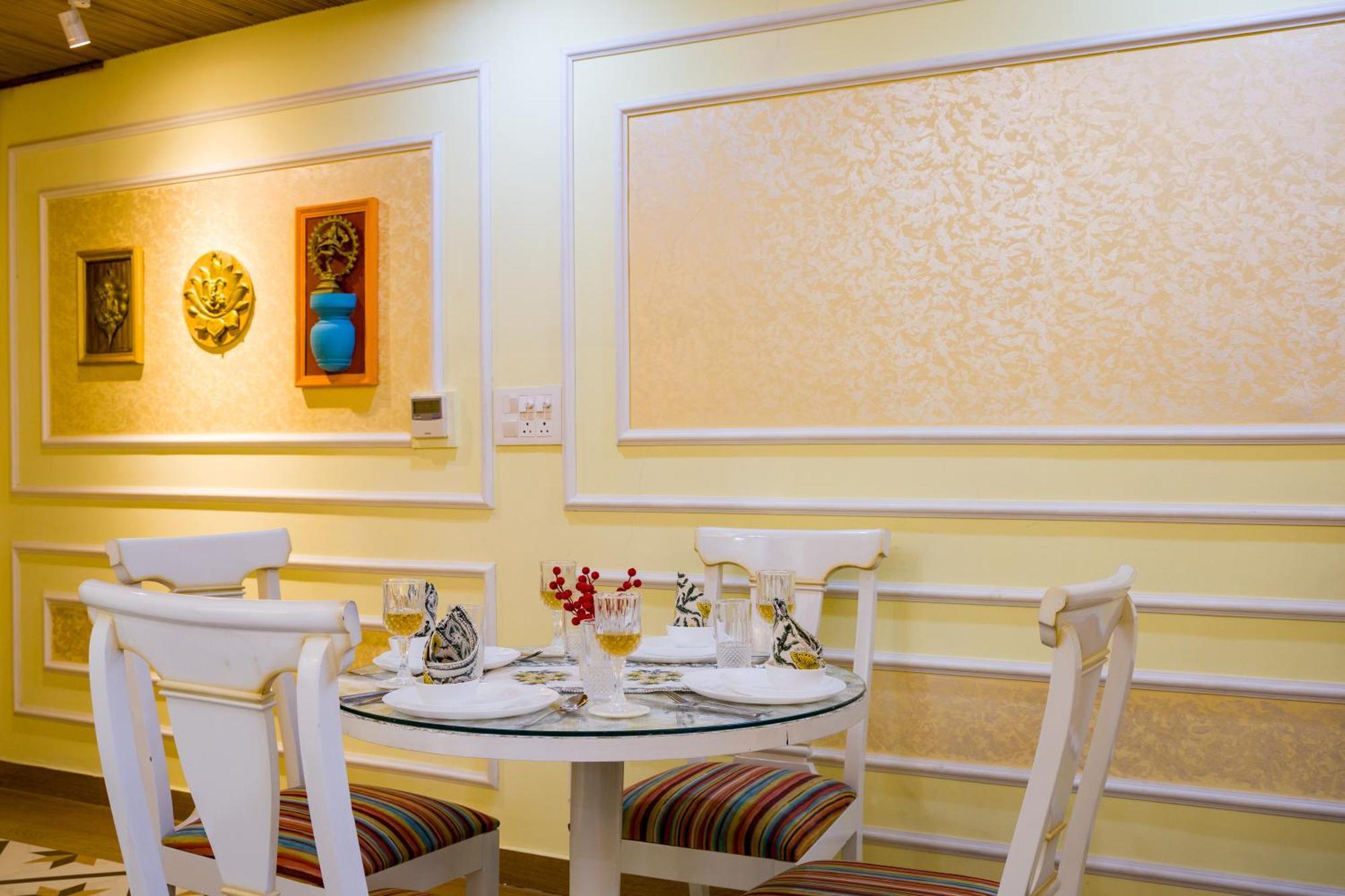Elivaas Bydm The Ganges 2 Bhk Glasshouse Villa With Pvt Pool & Lift Rishīkesh Exterior foto